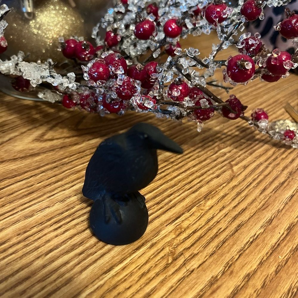 Black crow figurine